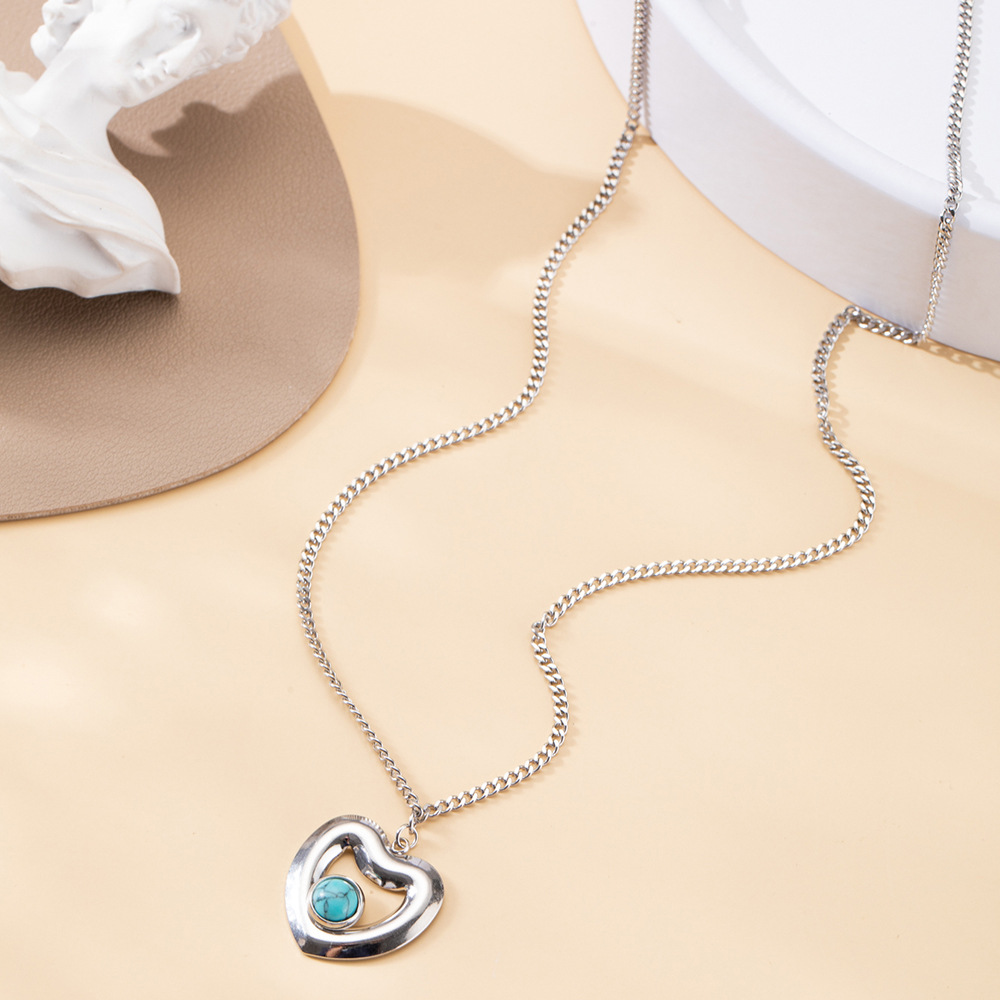 Collana a cuore con turchese personalizzata in acciaio_voghion.com
