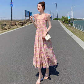 吊带连衣裙2025夏装新款碎花无袖海边度假连衣裙气质法式长裙子女