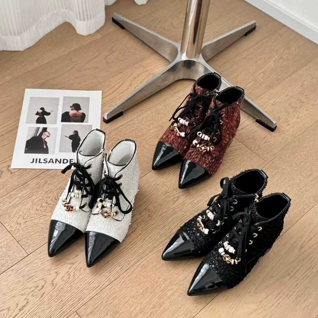Xiao Xiangfeng 2024 осенние новые стразы жемчужные шерстяные короткие сапоги модные дикие лакированные кожаные наконечные толстые каблуки тощие сапоги
