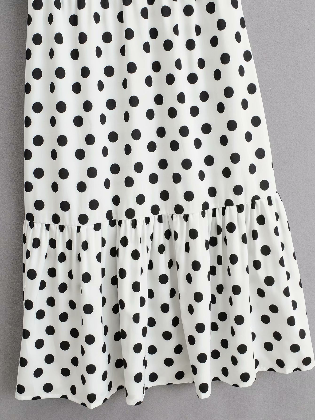  V-neck lace-up polka dot ruffled sleeveless dress NSAM33953