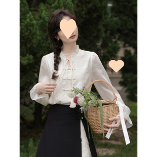 New Chinese Style 2025 New Spring Unique and Beautiful Small Tops Shirts Women's Slimming Look Two-Piece Suit