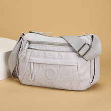 新款斜挎包女包轻便大容量百搭单肩包通勤女士休闲尼龙布腋下包包