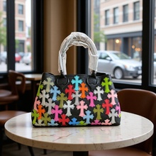 新款克罗时尚真皮手提单肩斜挎大容量水桶包花色时尚单肩女包现货