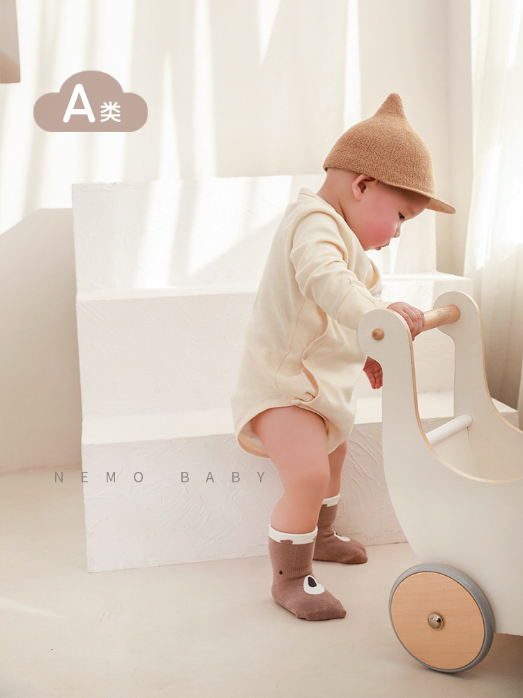 Calcetines del piso del bebé primavera y otoño boca suelta deshuesada media pantorrilla calcetines bebé interior antideslizante fresco educación temprana niños calcetines de niño