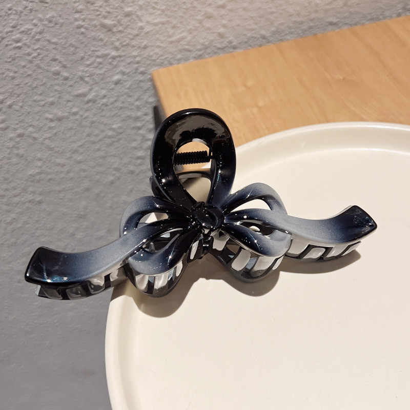 Zhao Lusi mismo estilo de clip de agarre de lazo femenino 2025 nuevo clip de tiburón grande de alta gama en la parte posterior de la cabeza horquilla