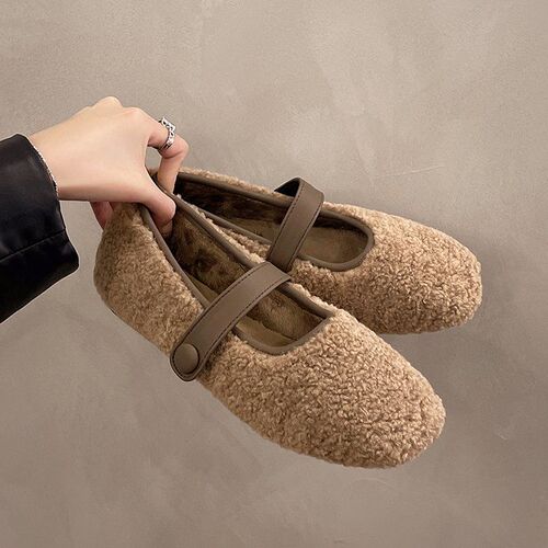 French new-style fuzzy shoes for women, summer outerwear, new warm flat sole women's single shoes with new design