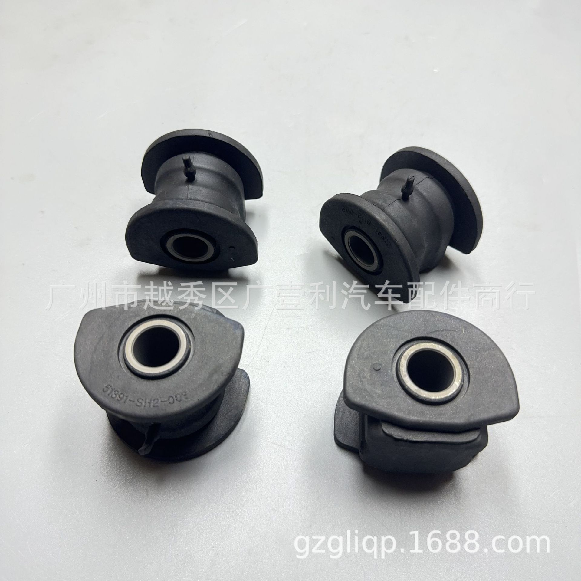Applicable to 51391-S2H-A01 51391-S2H-003 51391-S2H-013 HRV lower suspension rubber sleeve