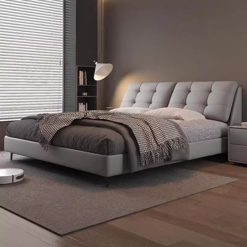 Fábrica directa cama de lujo ligera italiana 2026 nueva 1m8 atmósfera simple moderna doble cama principal suave