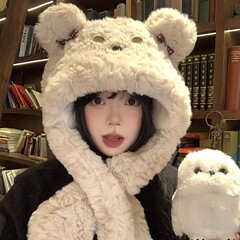かわいいボタンの熊帽の子供たちは冬にベルベットを厚くして、アニメのベルベットの帽子を温めて、雷前線の帽子に顔が小さい