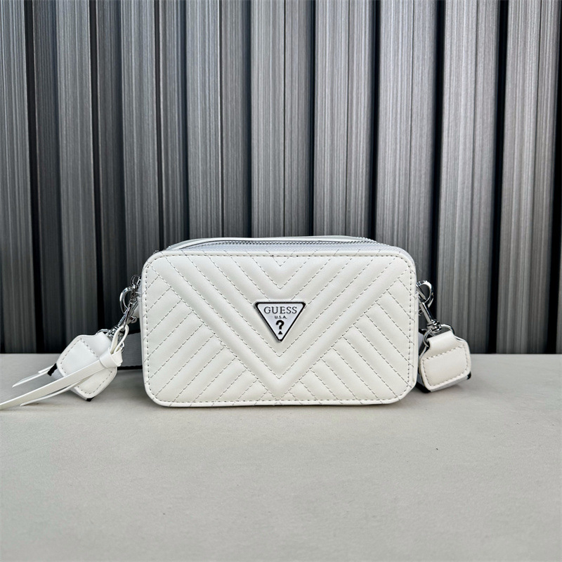 Bolsos de lujo ligeros transfronterizos Diseño de nicho Bolsos cuadrados pequeños 2024 Verano Nueva moda Bolsos bandolera Bolsos bandolera Bolsos bandolera Bolsos