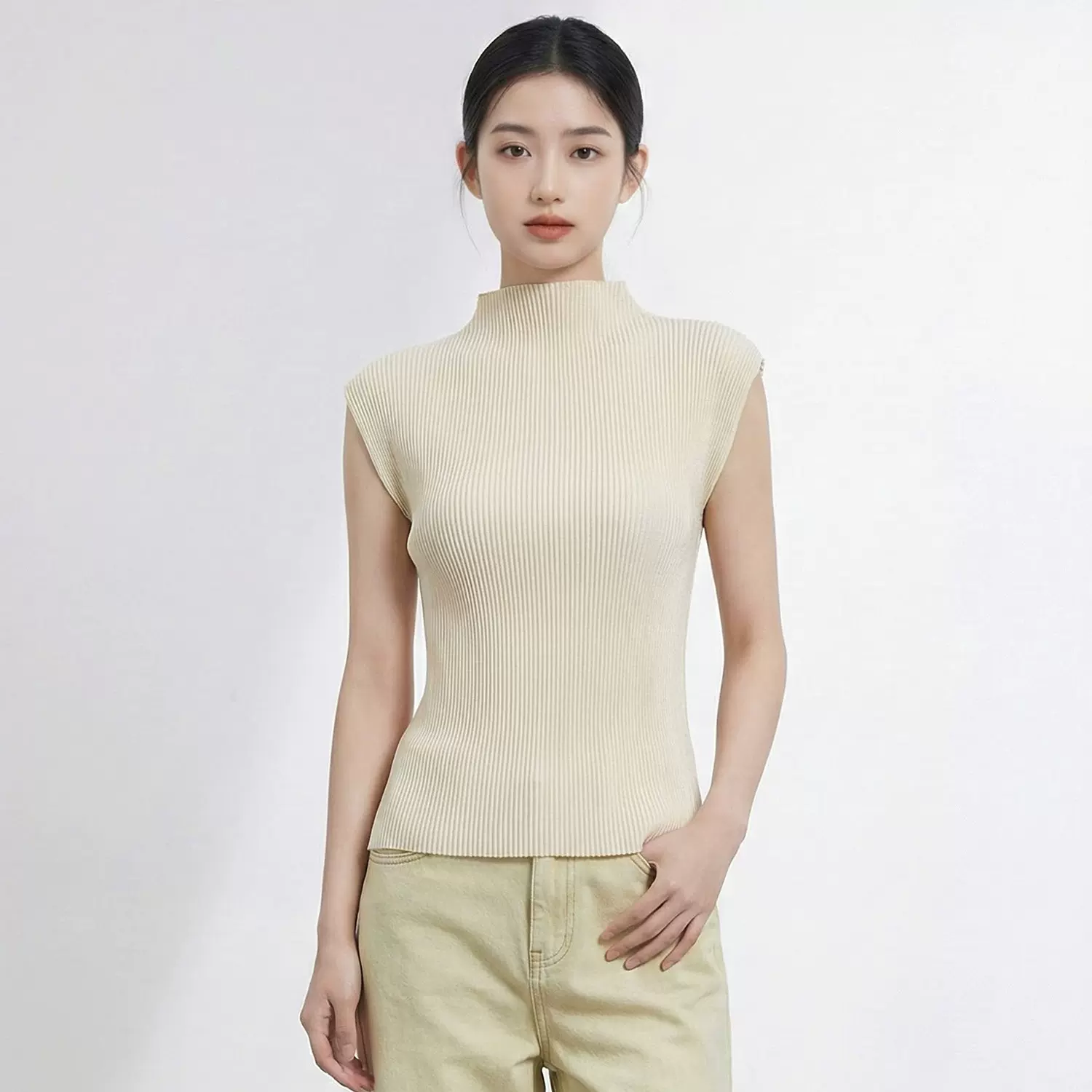 纯欲高级感三宅短袖t恤女夏季新款修身显瘦弹力纯色简约百搭上衣