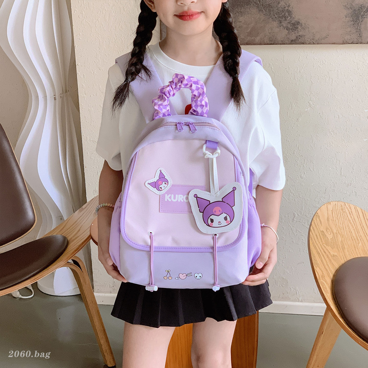Mochila de moda de verano de gran capacidad, mochila de clase de dibujos animados encantadora, nueva escuela secundaria para viajar a principios de 2026 para hombres y mujeres