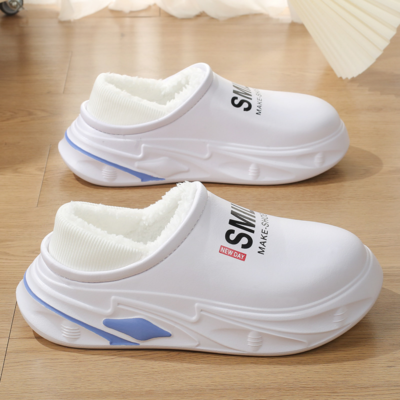 Invierno más zapatos de algodón de terciopelo para hombres 2025 nueva tendencia cálida de suela gruesa zapatos de algodón resistentes al desgaste zapatos de algodón de tacón impermeable para hombres