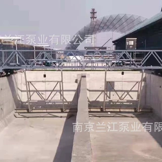 平流沉淀池刮泥机单轨式刮泥机液压往复式单轨链条刮泥机
