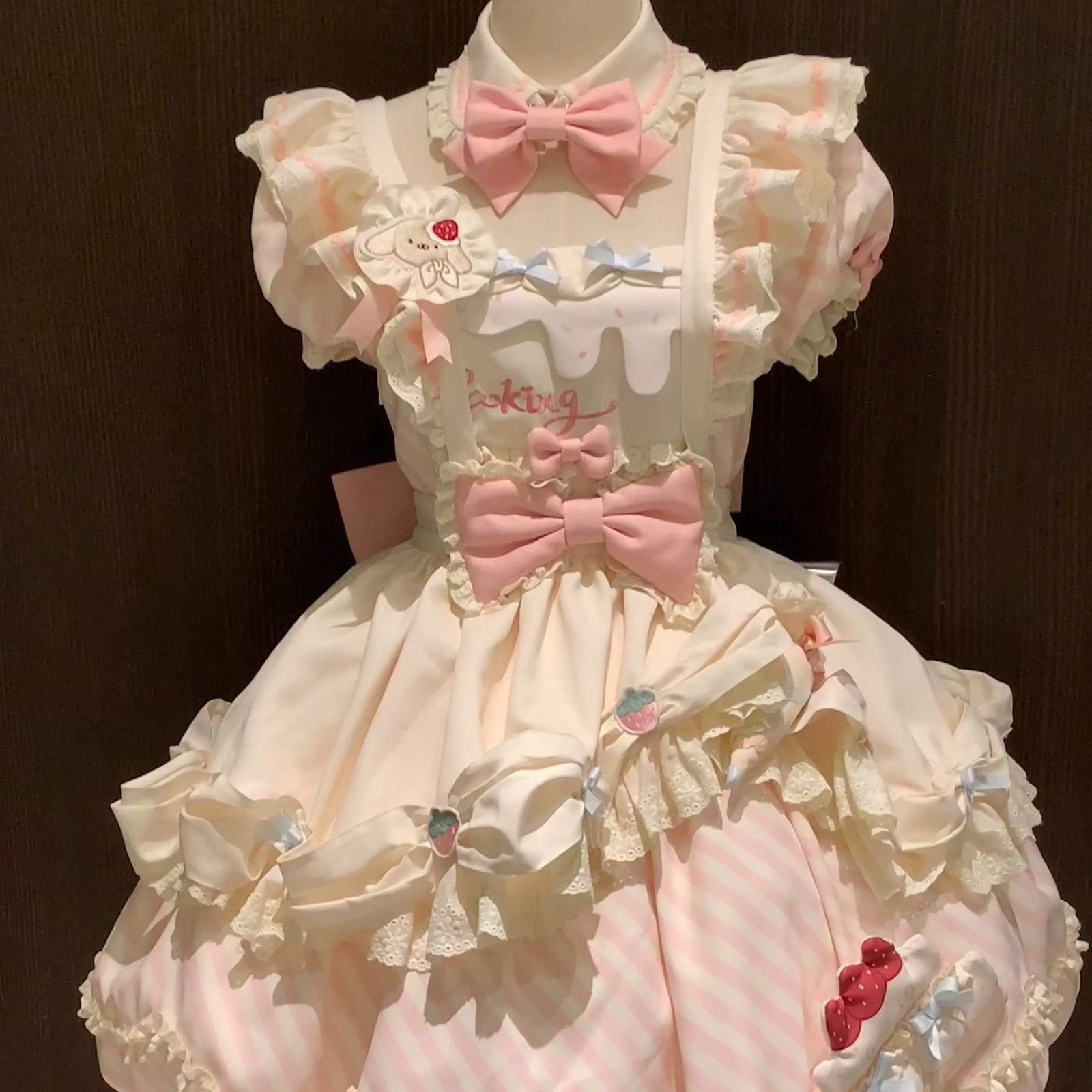 小狗裱花师奶油原创可爱糖果花苞洛丽塔少女正版裙夏兔毛东南亚