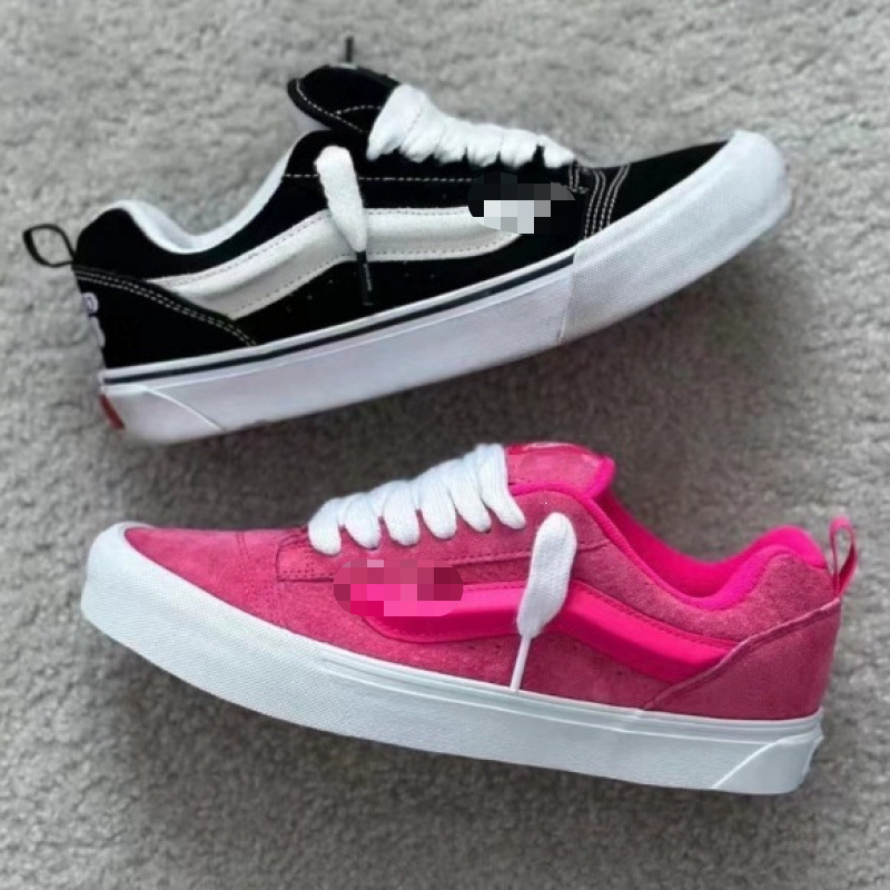 Original Vans Knuskool Bread Shoes in Dragon Fruit Color, American Retro Trendy Casual Non-Slip Thick-Soled Bread Shoes Original Vans Knuskool Bread Shoes in Dragon Fruit Color, American Retro Trendy Casual Non-Slip Thick-Soled Bread Shoes