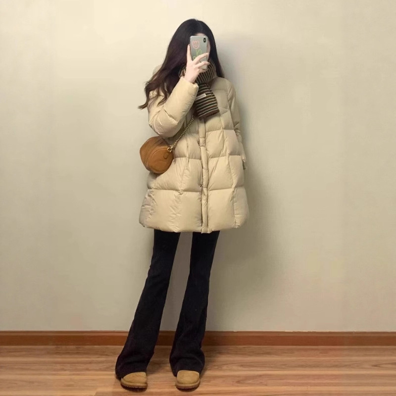 Women's Mid-Length down Jacket, Winter 2025 New Style, Loose Fit, Thickened, New Product, Slimming Effect, Hooded Coat for Plus-Size Women