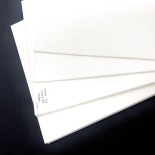 Supercritical physical foaming TPEE foaming material Thermoplastic polyester elastomer racing shoe material midsole material
