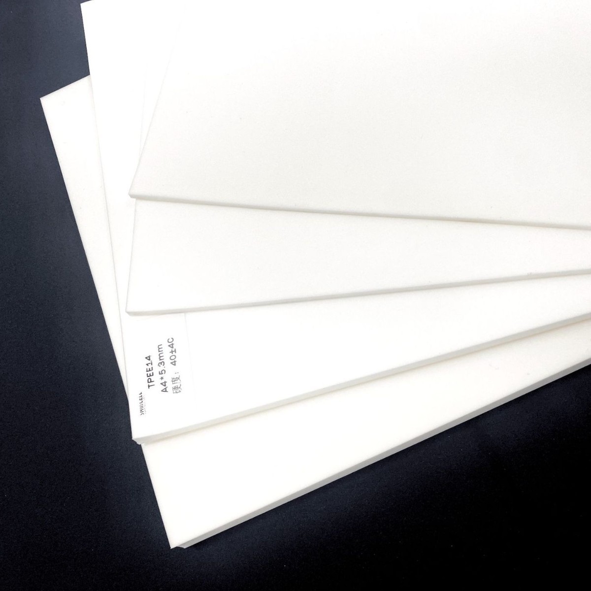 超临界物理发泡TPEE发泡材料热塑性聚酯弹性体竞速跑鞋材中底材料