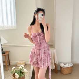 高级感甜美少女蝴蝶图案仙女休闲度假保守裙款显瘦连体游泳衣女士