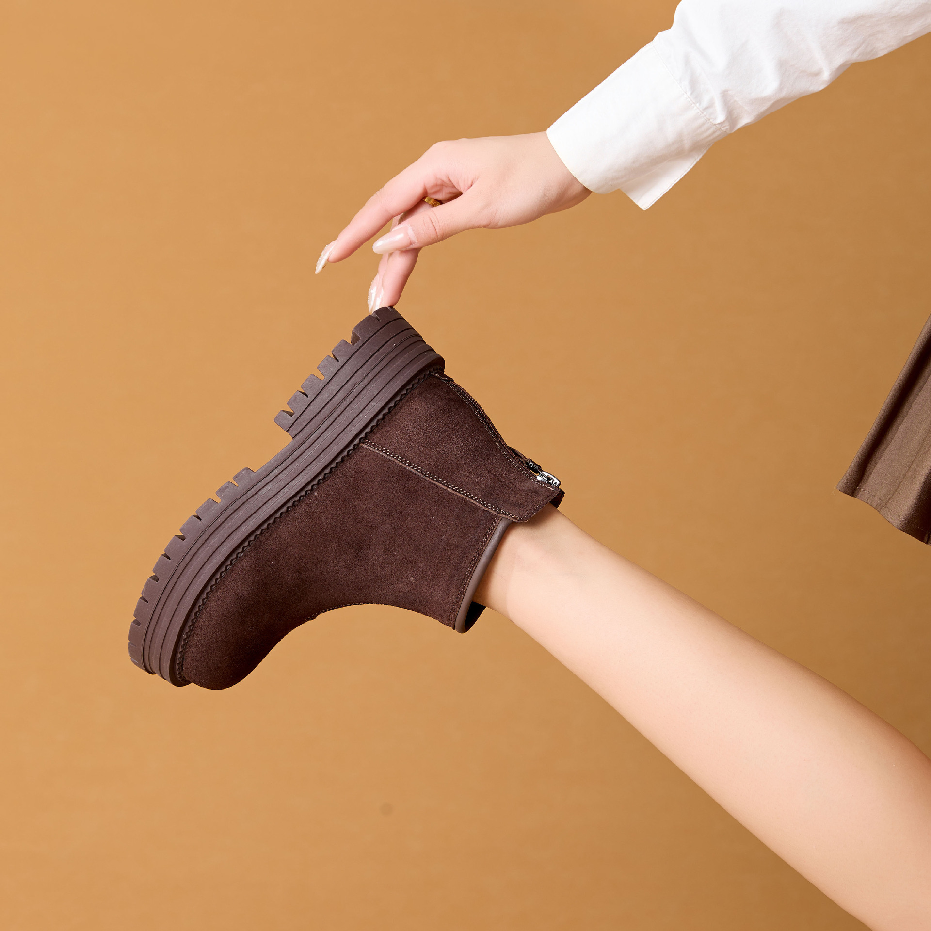 Women's Retro Suede Boots With Warm Fleece Lining And Thick Sole_voghion.com