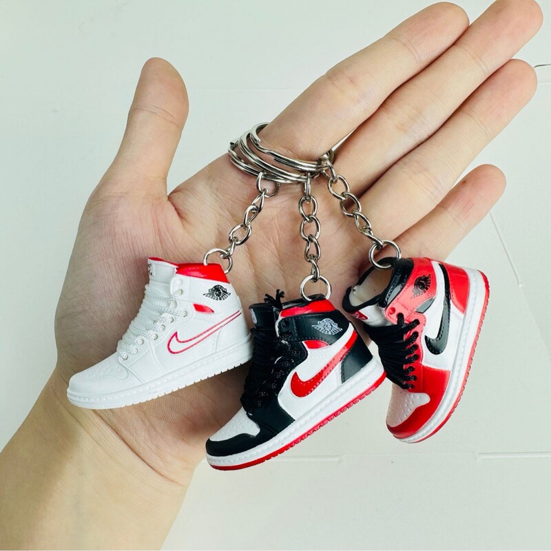 Aj Shoe Mold Keychain Bag Pendant Cross-border Mini Fashion Gift Merchants Super Trendy Skateboard Shoes AJ1 Model Cool Aj Shoe Mold Keychain Bag Pendant Cross-border Mini Fashion Gift Merchants Super Trendy Skateboard Shoes AJ1 Model Cool