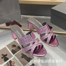 Gina2024������z�C�ʯ�^�y��Ƥ�A�^¶ֺ���控�߸���Ь���e�W��