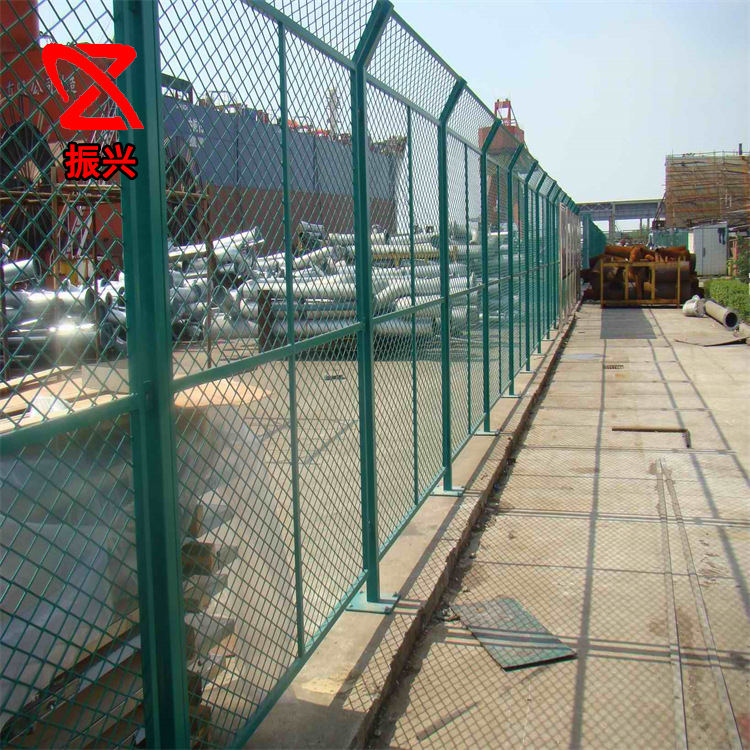 供应电箱防护网 车站围墙护栏网 保税区防护围栏 公路两侧护栏网
