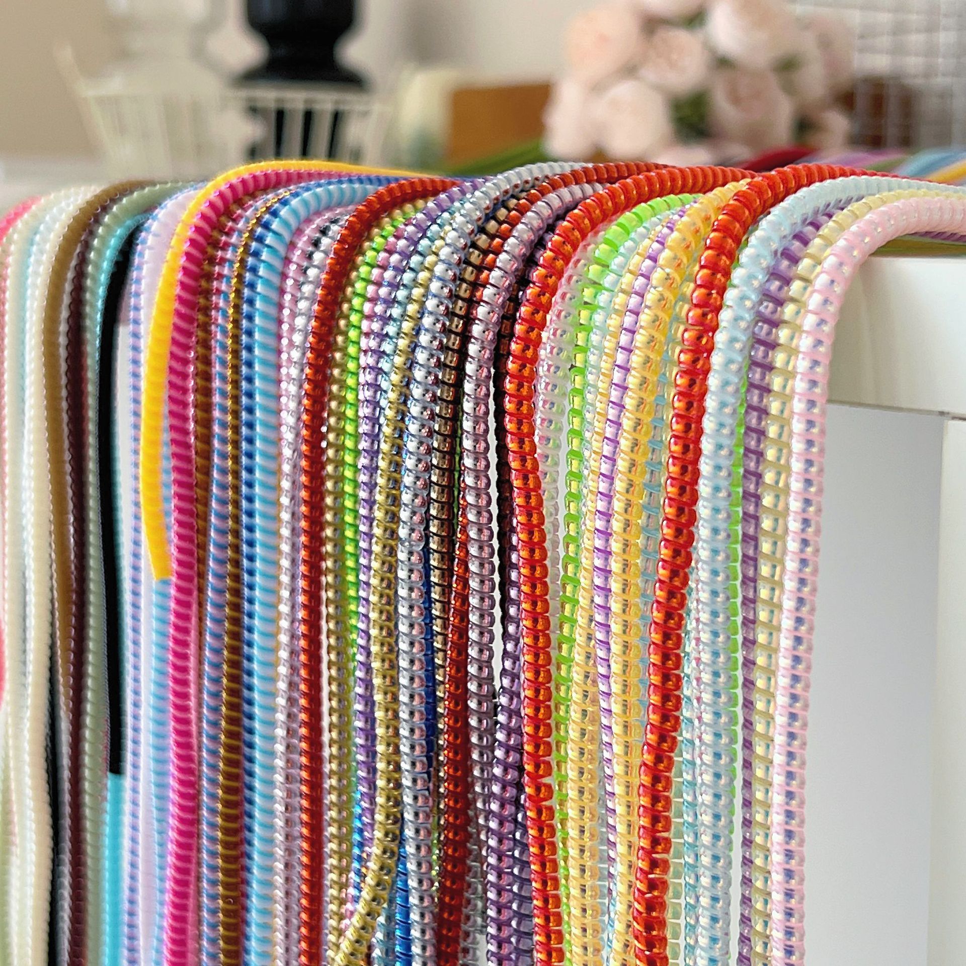 1,4 m 1,6 m cable de datos cuerda de protección anti-suciedad cable de teléfono móvil cuerda de bobinado anti-rotura cargador cubierta de protección de alambre