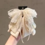 法式蕾丝奶白缎面丸子头