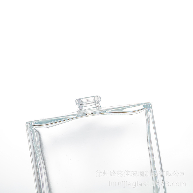 厂家现货扁方香水喷雾瓶15ml卡口化妆品便携按压喷雾分装黑色盖子|undefined