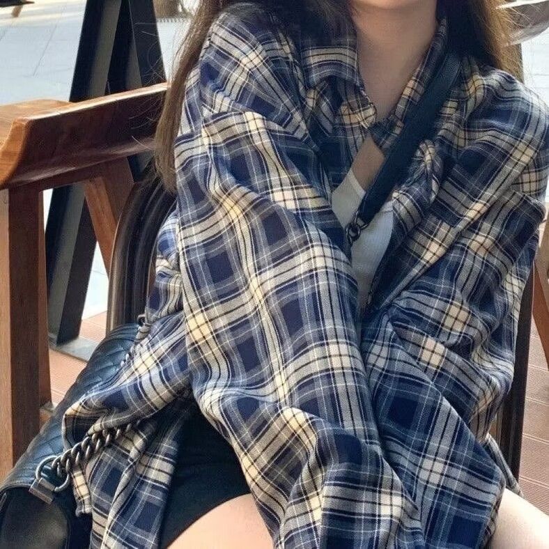 New Versatile Japanese-Style Plaid Shirt for Women, Long-Sleeve, Autumn Thin Niche Loose Jacket, Summer Sun Protection Top