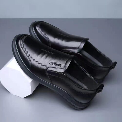 2026 New Men's Leather Shoes Breathable Lightweight Business Slip-On Shoes for Men Anti-Slip Shoes for Middle-Aged and Elderly Dads