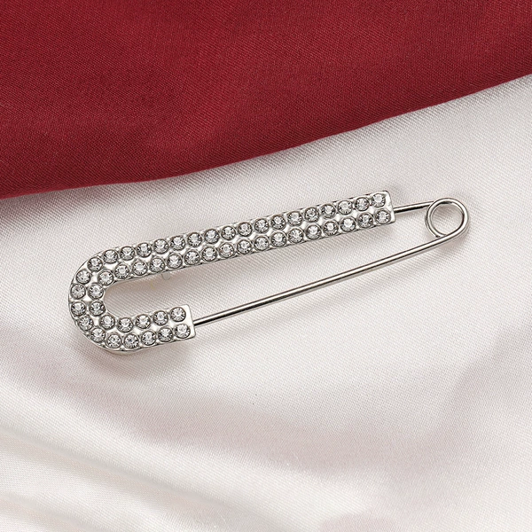 Silver pin, 6cm