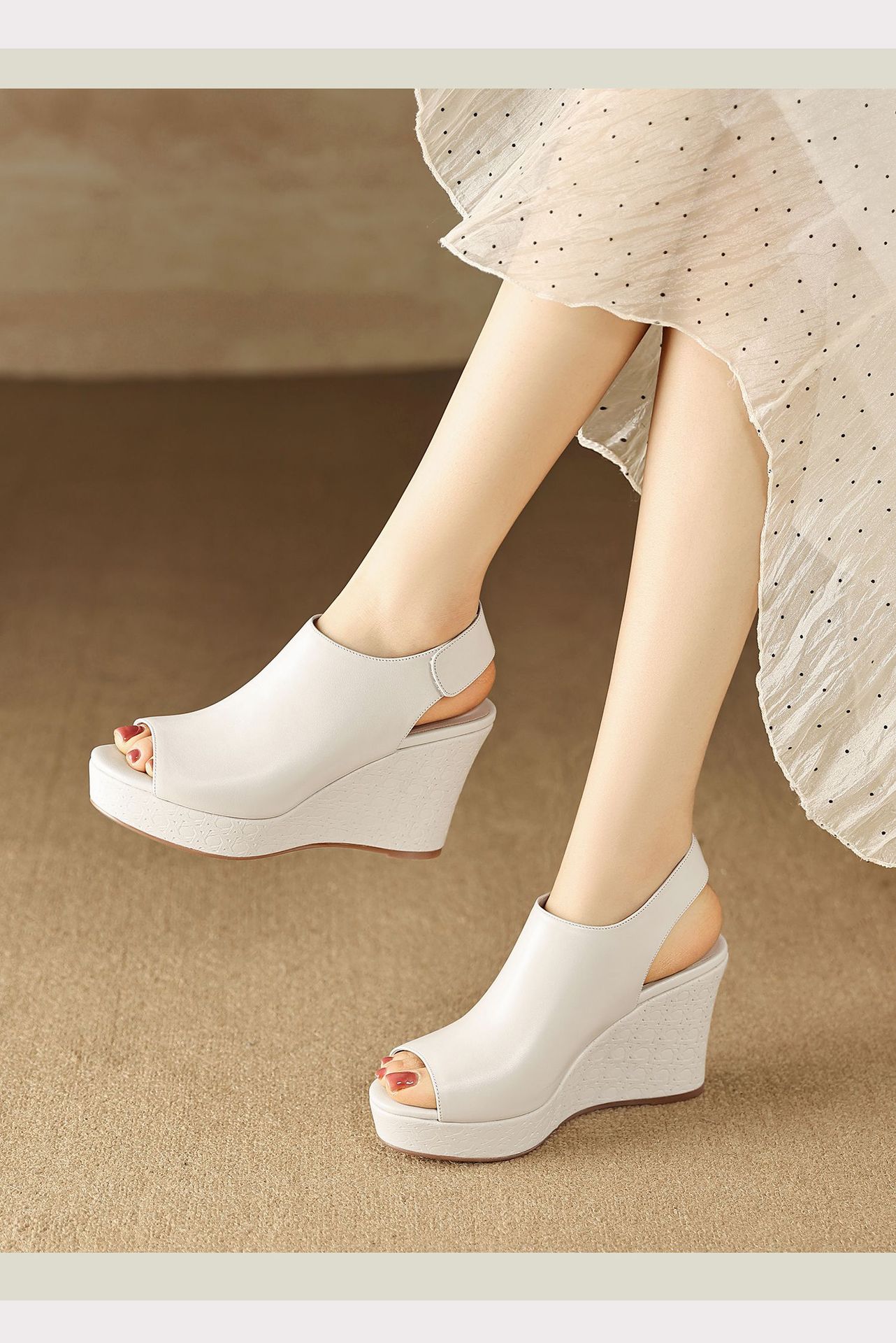 Sandal cao gót nữ quai ngang mũi hở đế xuồng gót 9 cm — màu đen, màu trắng ngà chi tiết 10
