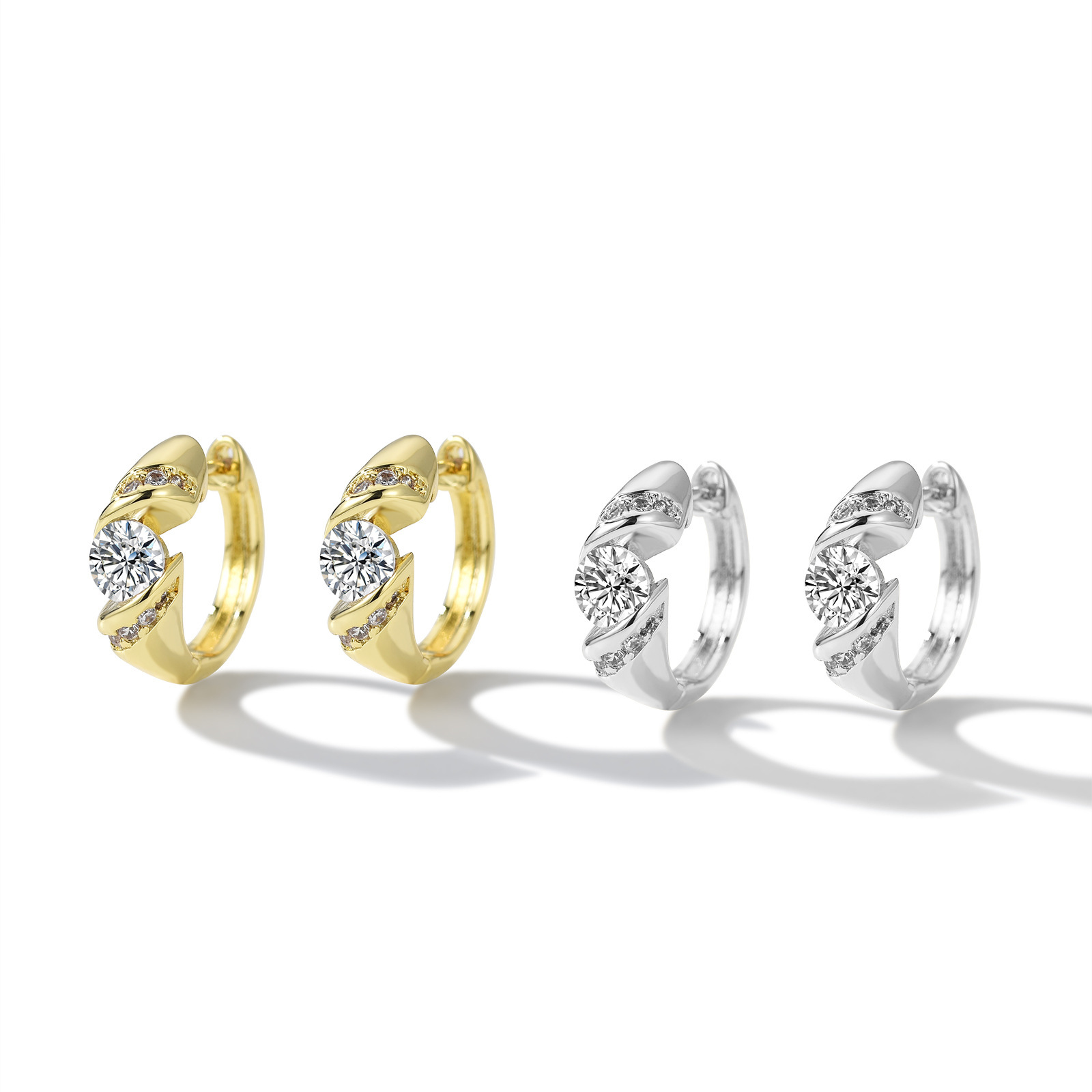 Horseshoe-Shaped Earrings for Men, Trendy and Creative, with Zircon Inlays, Fashionable and Luxurious High-End Ear Accessories