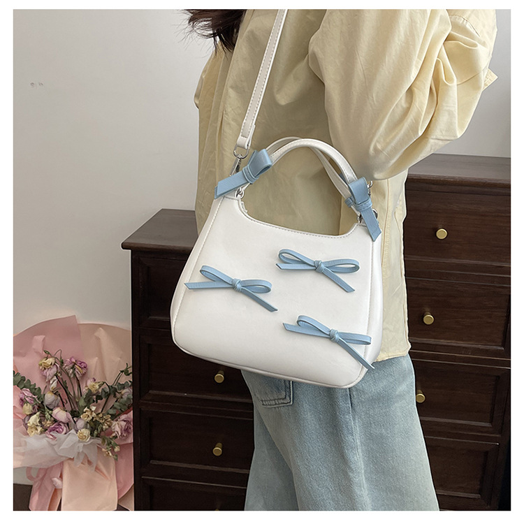 Advanced Sweet Girl's 2024 New Square Bag, Small and Versatile Handbag, Cute One Shoulder Crossbody Bag_voghion.com