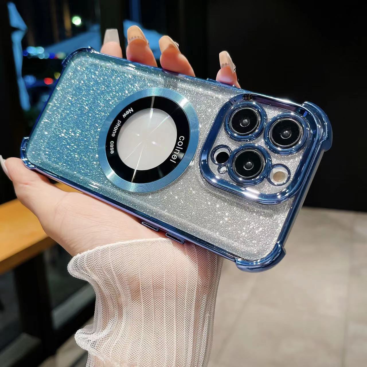 Gradiente de color de succión magnética Apple 15Promax de cuatro esquinas resistente a caídas de la manzana 13/12/11 caja del teléfono para IP14/13P