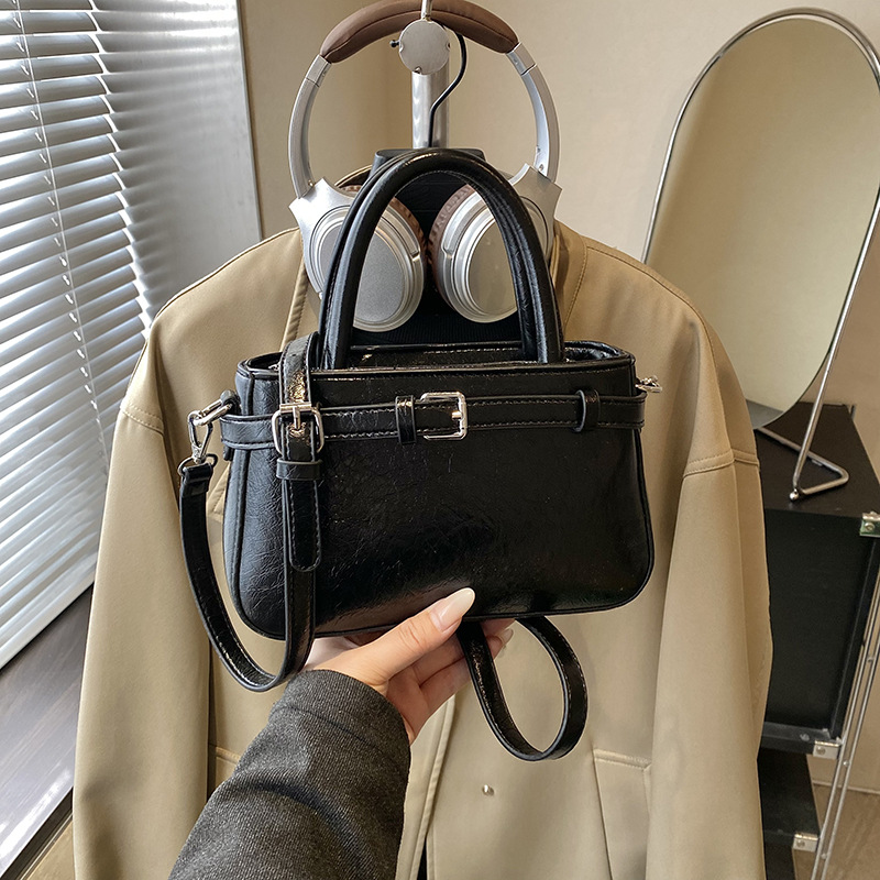 Este año, bolsos populares populares para mujeres 2026 nueva moda versátil bolsos de mochila primavera y verano bolsos pequeños
