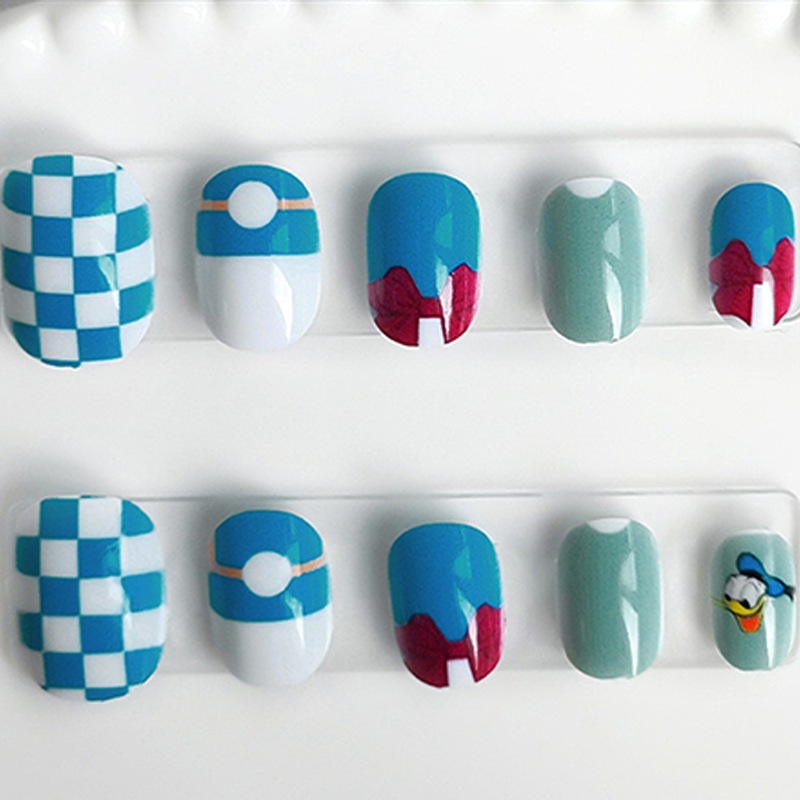 Duck Duck Blue Checkered Short Square Round Nails Blue and White Donald Duck Checkerboard Pattern Energetic Girl Nail Art Pieces Removable Duck Duck Blue Checkered Short Square Round Nails Blue and White Donald Duck Checkerboard Pattern Energetic Girl Nail Art Pieces Removable