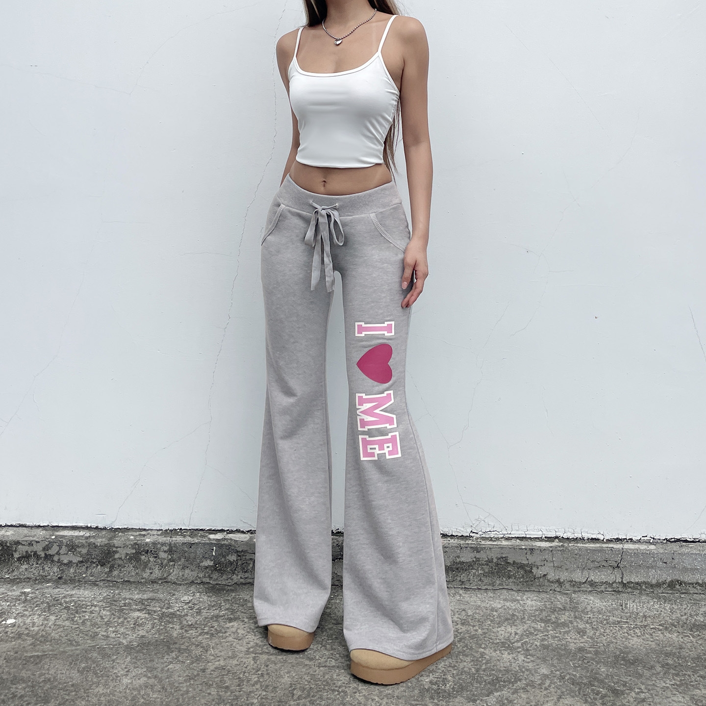 American Style Simple Letter Heart Print Loose Tie Casual For Women Early Autumn Versatile Sports Draped Sweatshirt Long_voghion.com