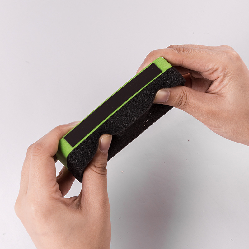 Detocar la pizarra, el limpiador de pizarra con su propio limpiador de tiza magnético adsorbible, el limpiador de pizarra verde creativo de los niños