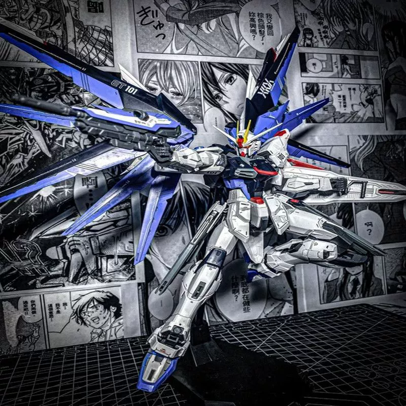 Модель меха для сборки: Newborn Freedom HG / Strike Freedom MG, красный еретический единорог, фигурка бойца Свободы