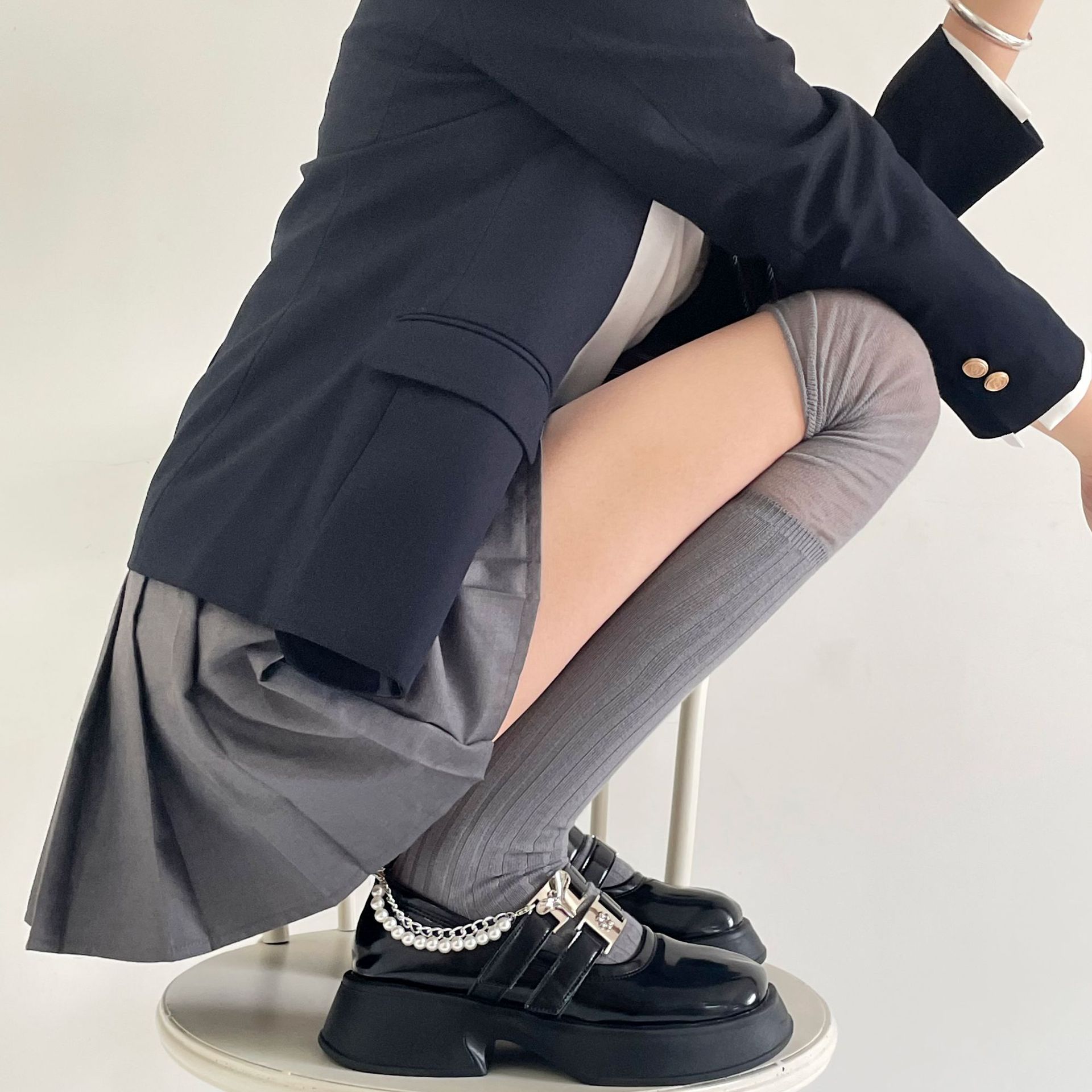 Autumn and winter Korean style simple and versatile design splicing solid color over-the-knee pure lust style vertical pattern slimming high socks set trendy socks