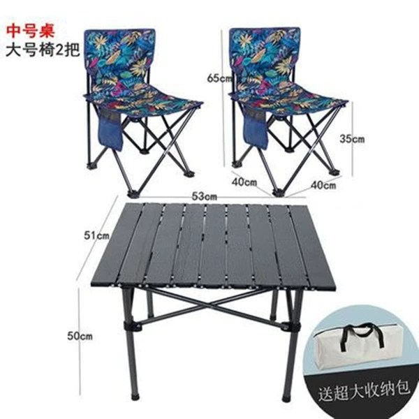 Medium table + 2 large chairs