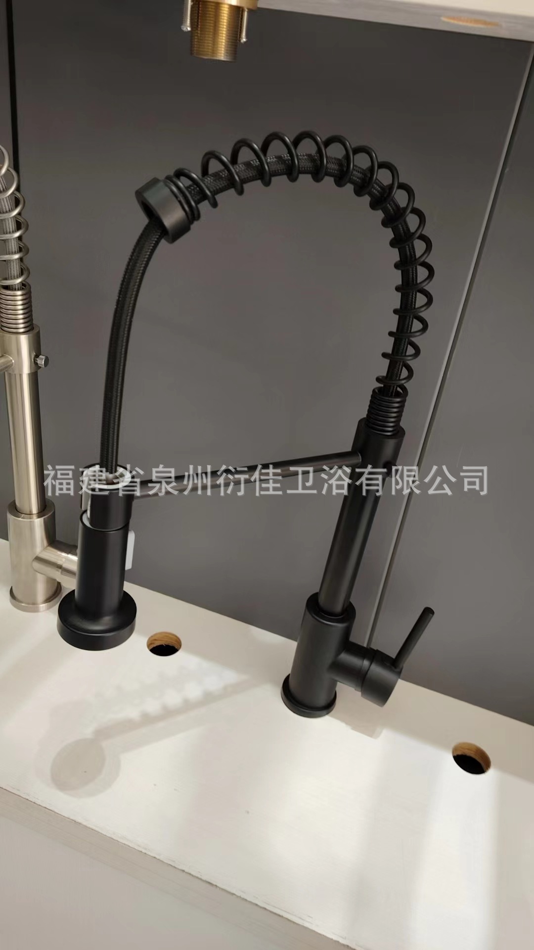 Spring-pull kitchen stainless steel hot and cold water faucet, sink, dishwashing basin, household splash-proof dual water outlet mode head undefined