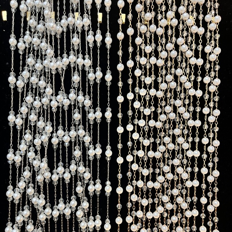 Factory Direct Sales of Pearl Chains, Crystal Bead Chains, Wedding Dress and Kimono Accessories, Shoe Materials, Clothing and Hat Foreign Trade
