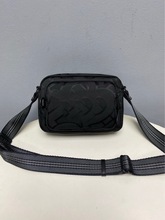 巴*莉b男女帆布格子腰包拼接撞色格纹男包单肩包斜跨包相机包经典