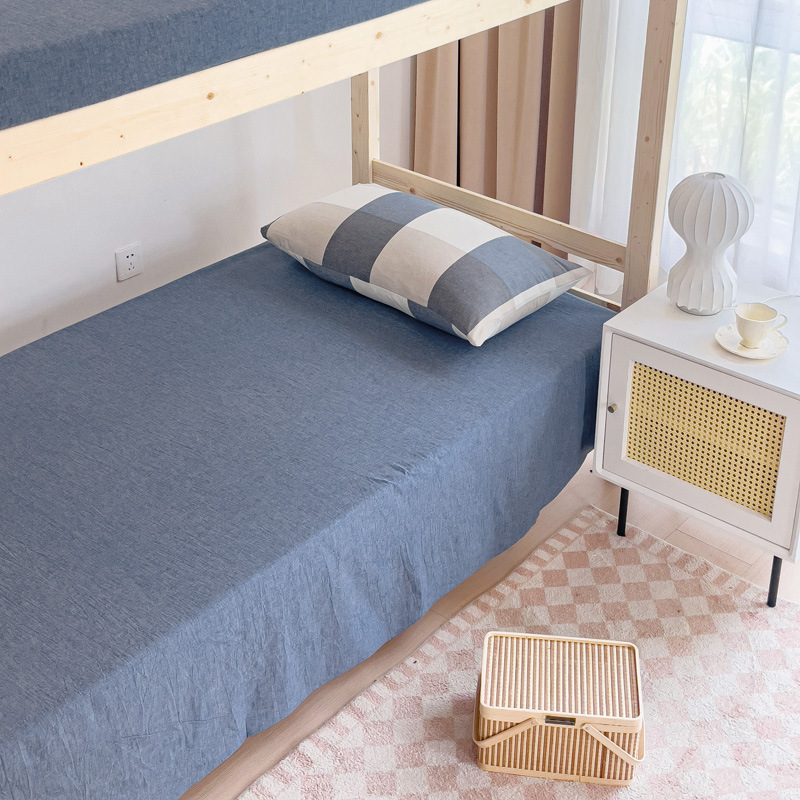 Tejido y lavado con agua Xinjiang algodón estudiantes tres piezas colchón sin aire impreso algodón dormitorio estudiantes piezas necesarias