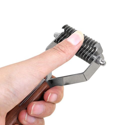 Pet comb walnut open-knot comb to remove floating hair and unknot comb cat comb to remove hair cat and dog comb